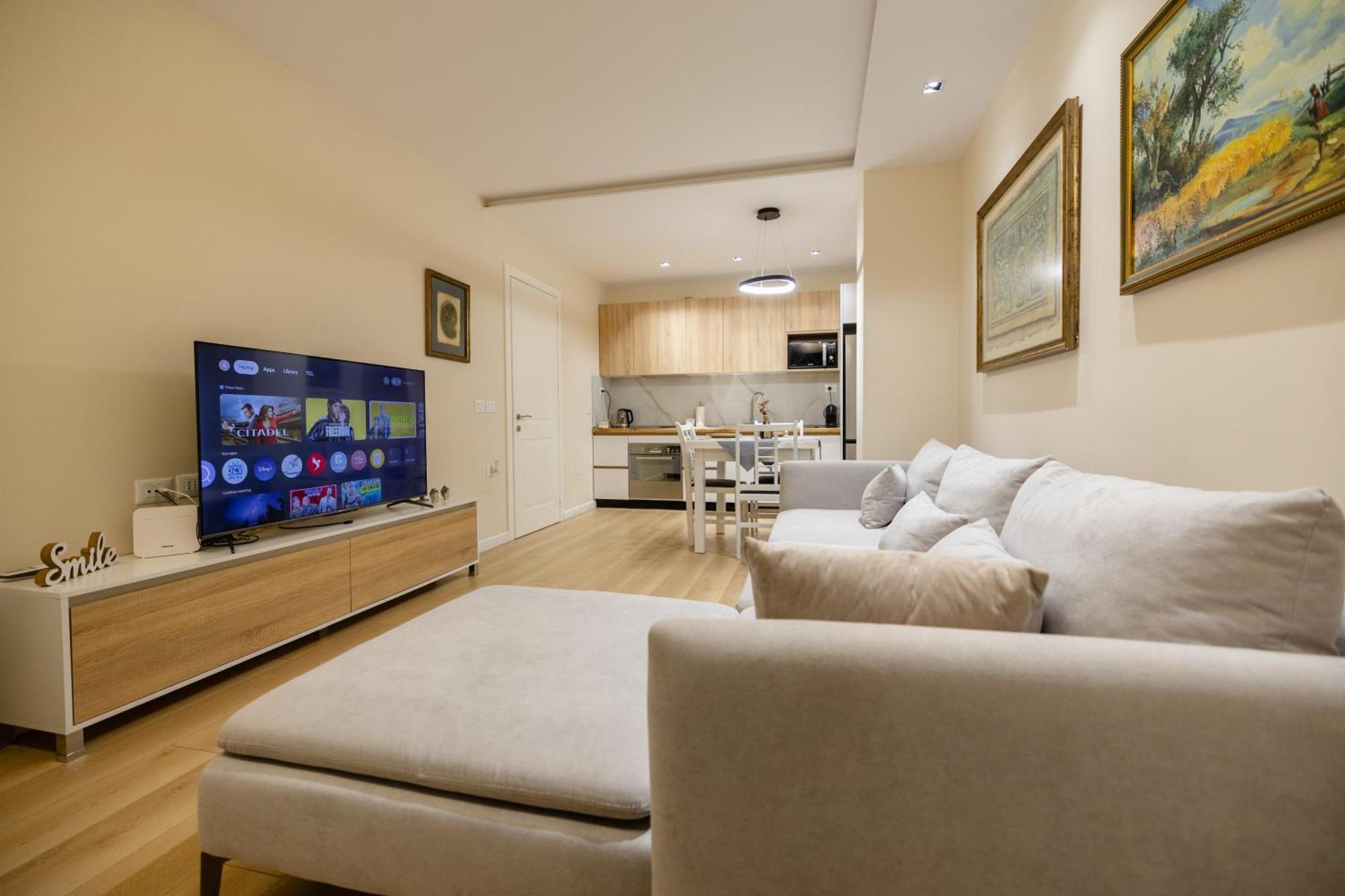 Luxury Center Observatori Apartment ติรานา ภายนอก รูปภาพ