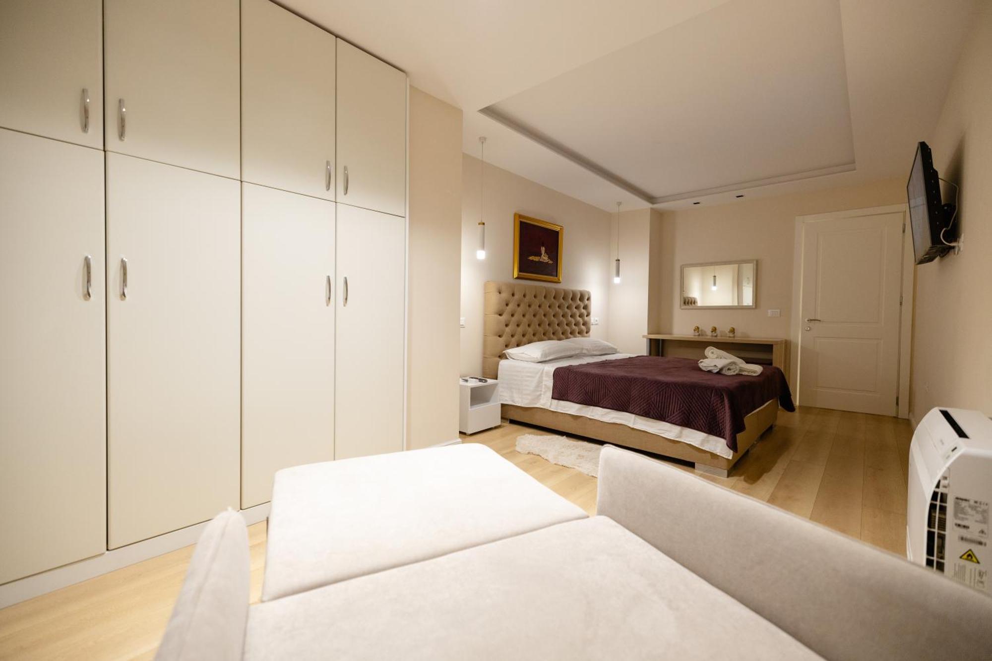 Luxury Center Observatori Apartment ติรานา ภายนอก รูปภาพ