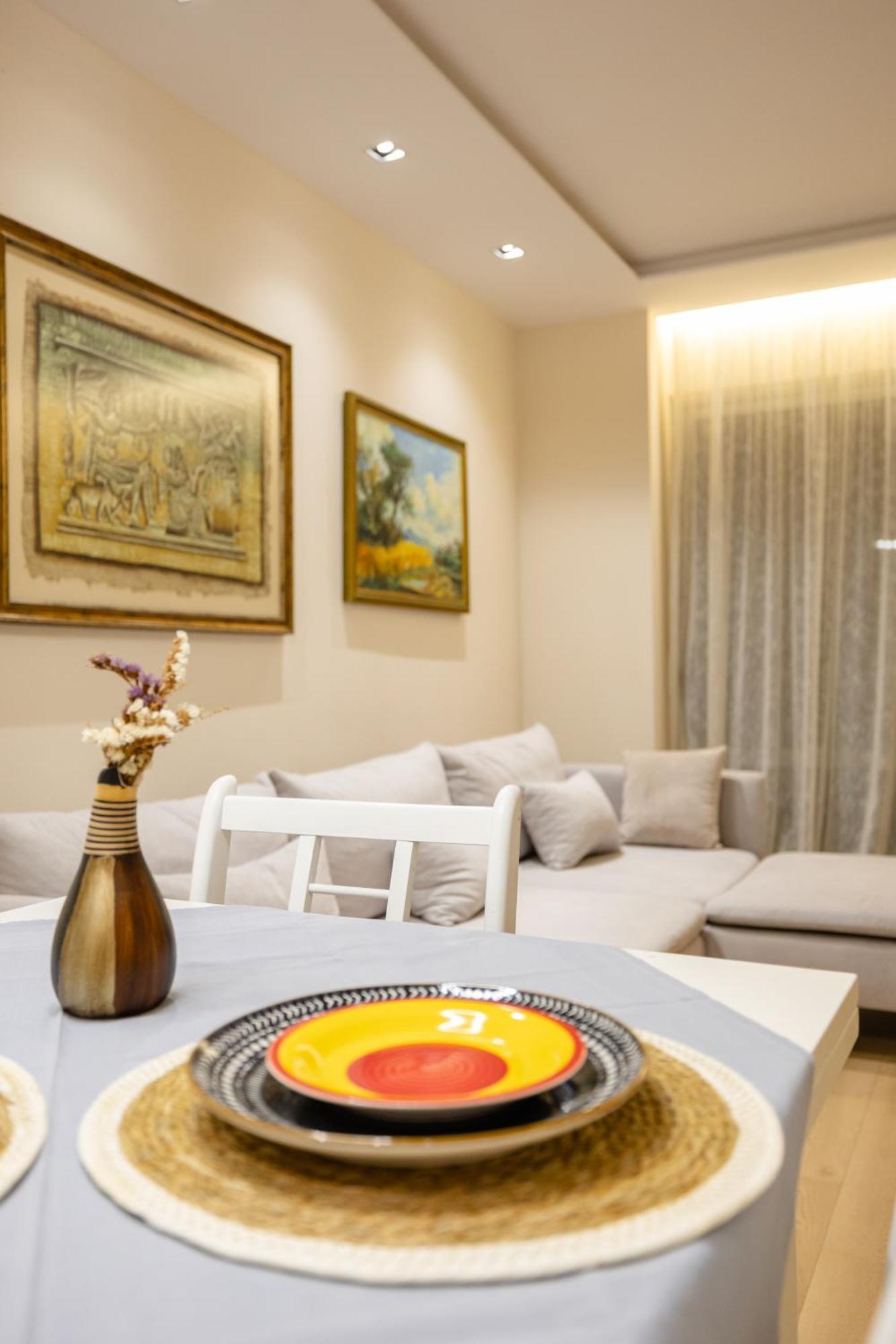 Luxury Center Observatori Apartment ติรานา ภายนอก รูปภาพ