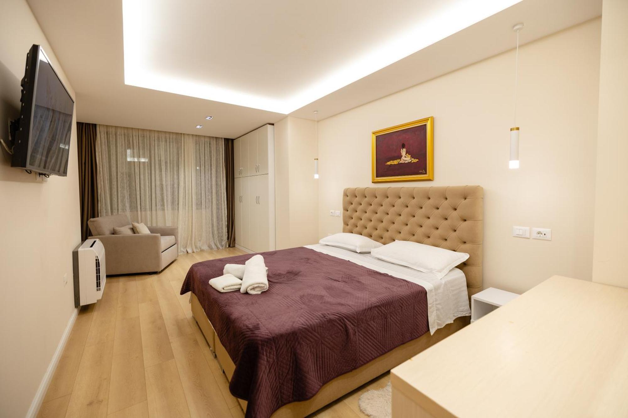 Luxury Center Observatori Apartment ติรานา ภายนอก รูปภาพ
