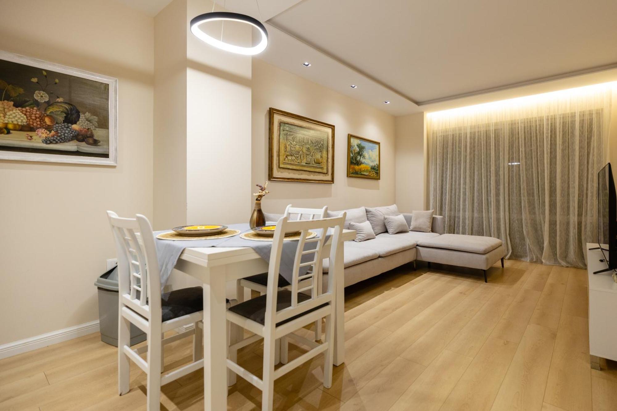 Luxury Center Observatori Apartment ติรานา ภายนอก รูปภาพ