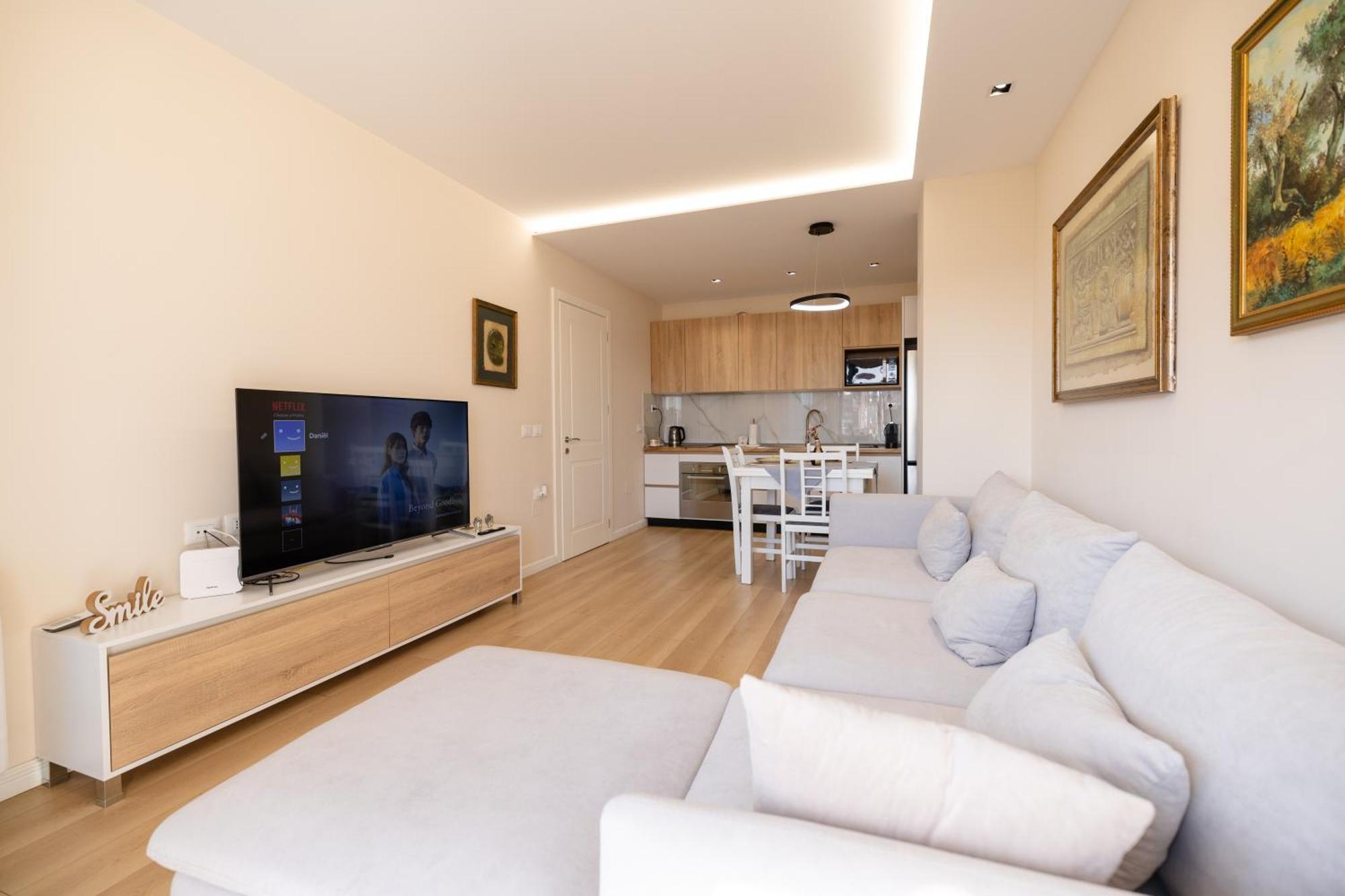 Luxury Center Observatori Apartment ติรานา ภายนอก รูปภาพ