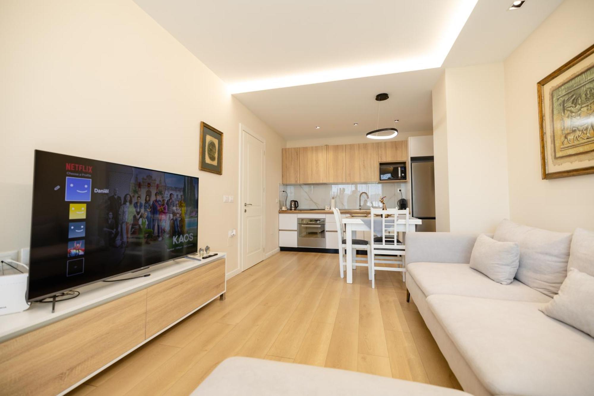 Luxury Center Observatori Apartment ติรานา ภายนอก รูปภาพ